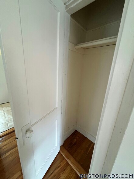 Building Photo - 127 Washington St