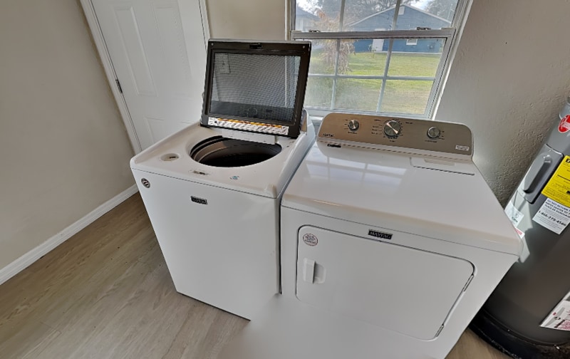 Building Photo - 502 Dunbar Ave