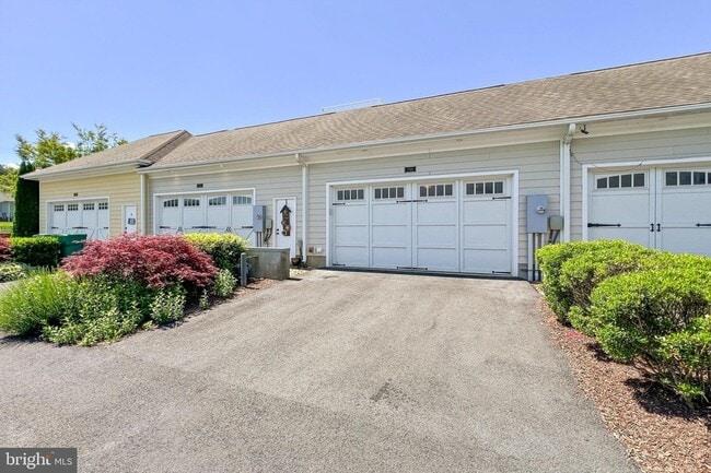 Building Photo - 3369 Preston Shore Dr