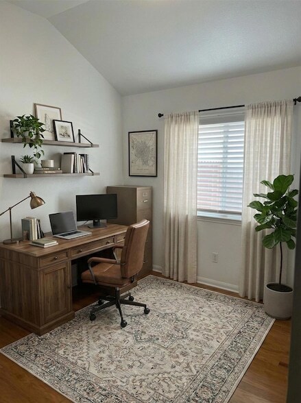 Building Photo - 3107 Burlington