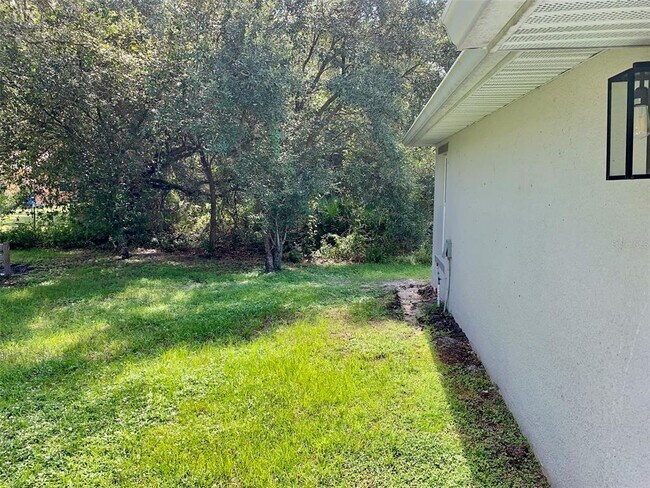 Building Photo - 6338 Lenape Ln