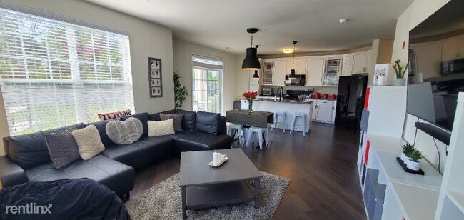 Building Photo - 2 br, 2 bath Condo - 3825 Doc Berlin Dr.