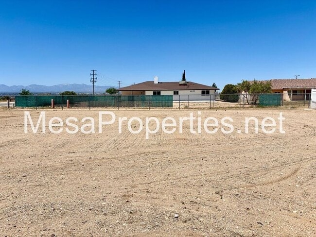 Building Photo - 10910 Lancelet Rd