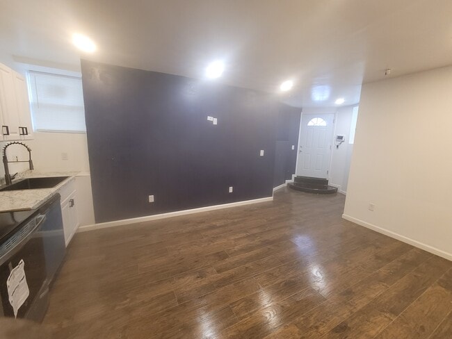 Building Photo - The Jefferson Apartment