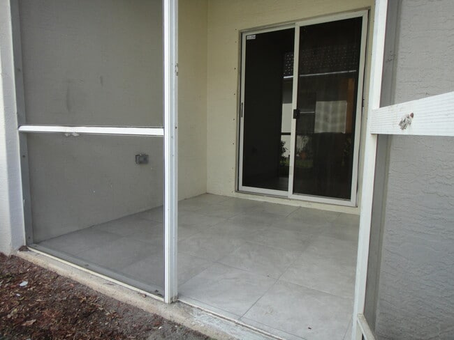 Building Photo - 11978 Sturbridge Ln