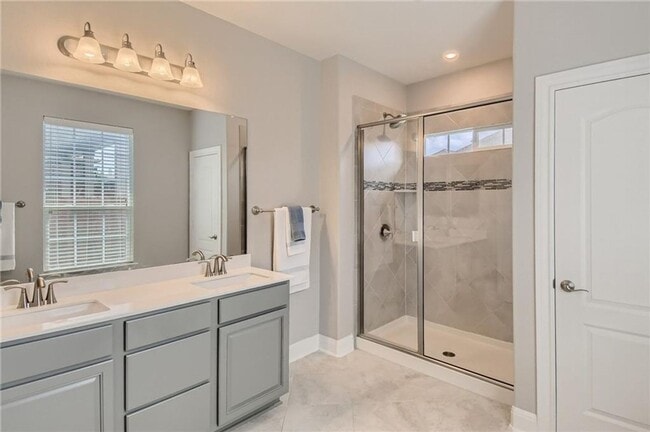 Building Photo - 303 White River Dr
