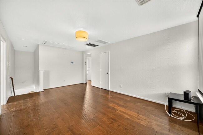 Building Photo - 14123 Autumn Ridge Trail Dr