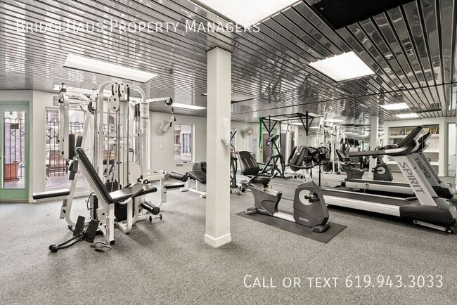 Building Photo - 655 Columbia St