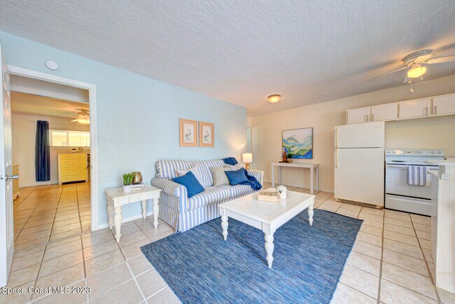 Building Photo - 3820 Ocean Beach Blvd