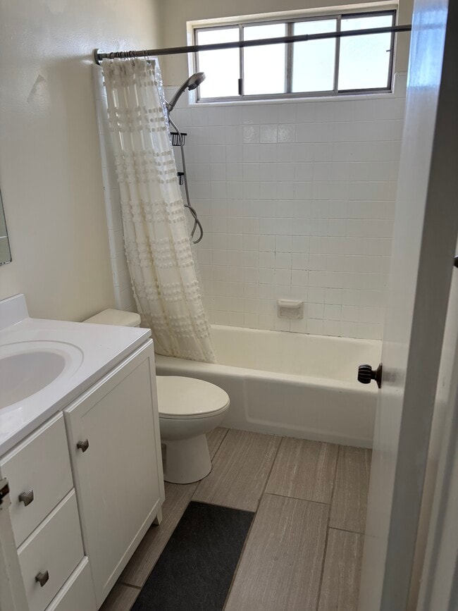 Building Photo - 12711 Matteson Ave