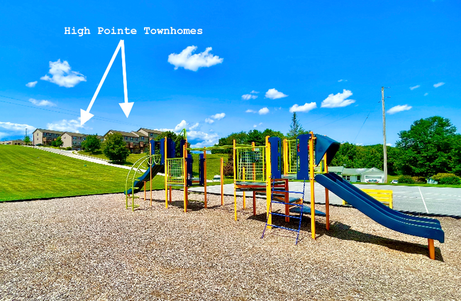 Building Photo - 123 High Pointe Dr