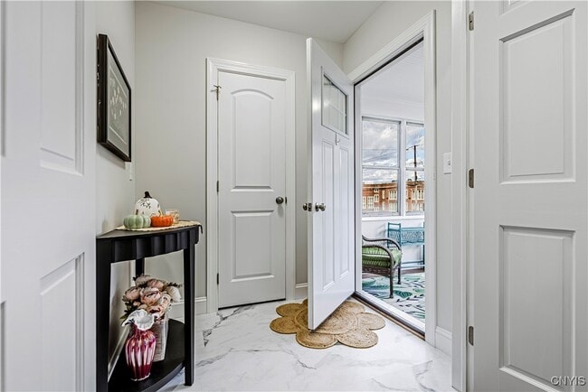 Building Photo - 58 Ballantyne Brae