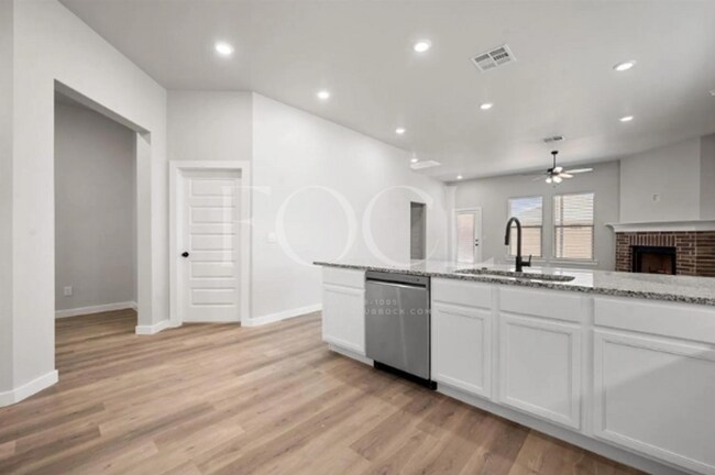 Building Photo - Luxury Home (Lubbock Cooper ISD)