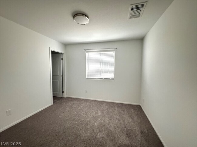 Building Photo - 5958 Night Hawk Hill St