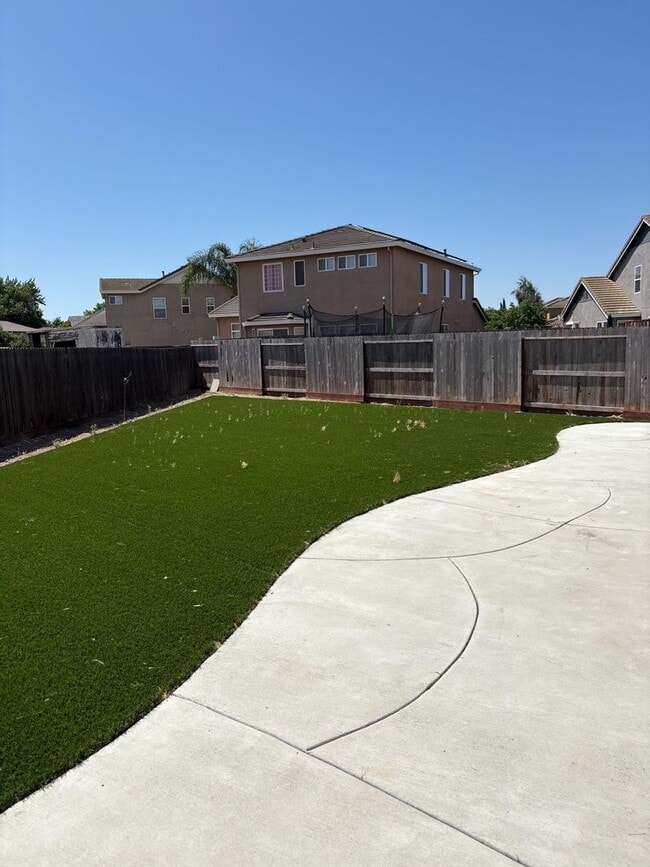 Building Photo - 2 WEEKS FREE RENT January Special - Brand new house ready to be your next home