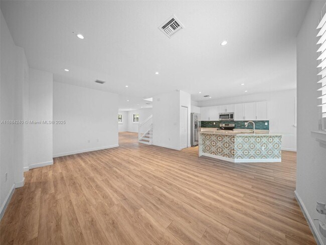 Building Photo - 13362 SW 284th St