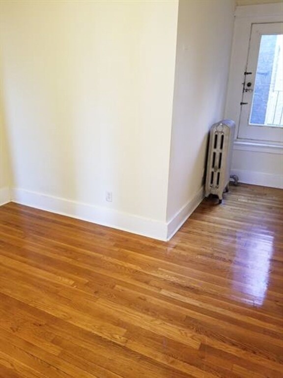 Building Photo - 1390 Beacon St