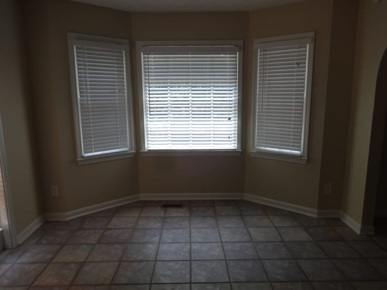 Building Photo - 278 Willow Bend Dr