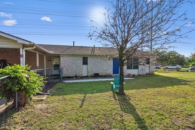 Building Photo - 5700 Cherry Park