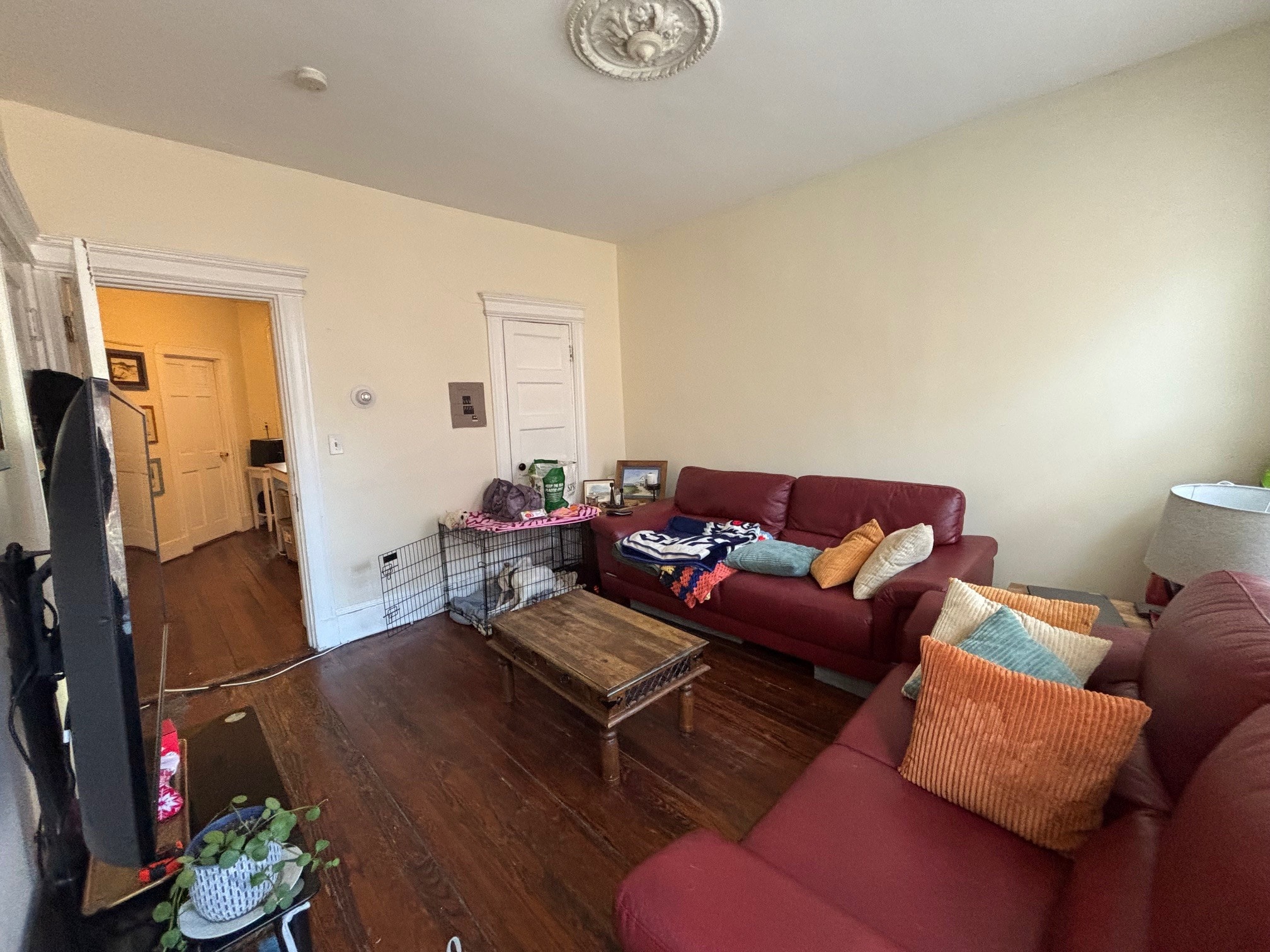 Building Photo - 8 Grove St