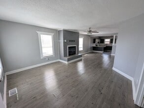 Building Photo - 9517 West Ave., St. Louis, MO 63137