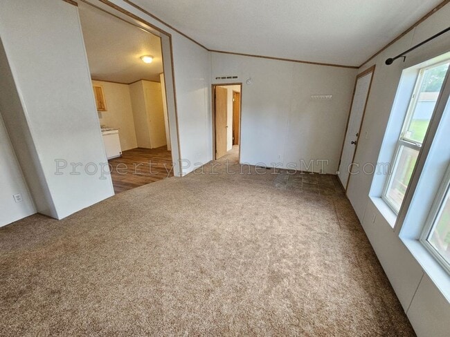 Building Photo - Very Nice 3 Bed 2 Bath Modular house
