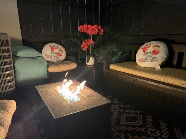 Building Photo - 532 Cesar E Chavez Pky