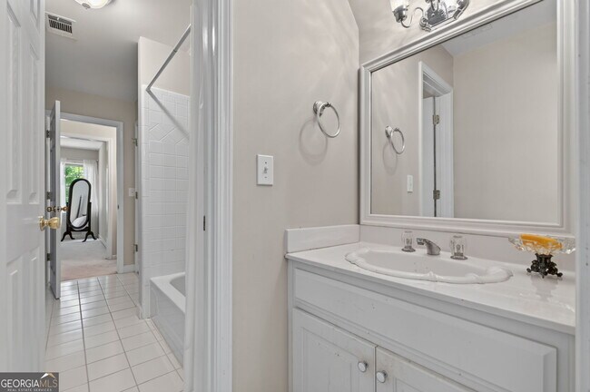 Building Photo - 7705 Little Aston Way