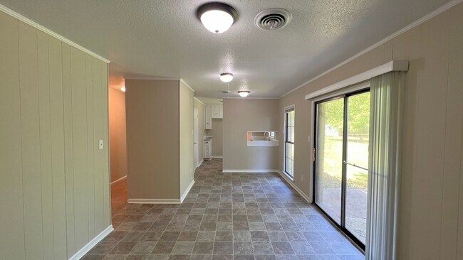 Building Photo - Beautiful 4-bedroom brick home