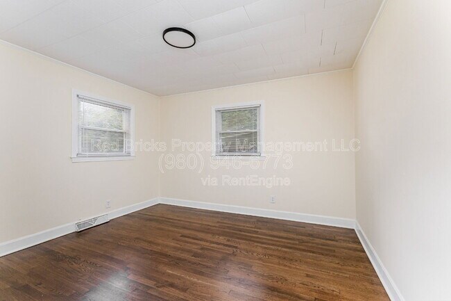 Building Photo - 14013 Eastfield Rd