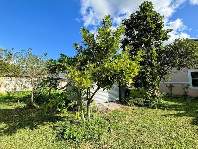 Building Photo - 14715 82nd Ln N