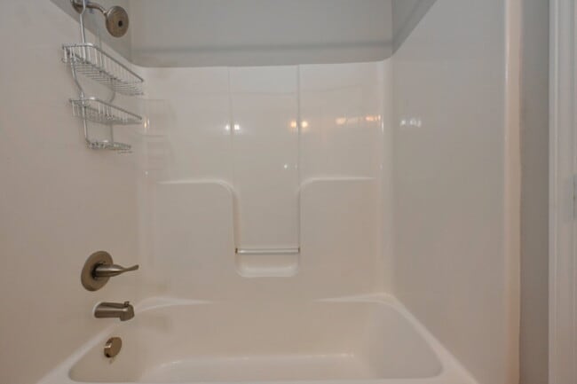 Building Photo - Minutes to Nashville! Stylish 2BR/2.5BA Goodlettsville Townhome