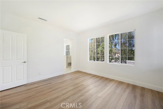 Building Photo - 175 Kingswood