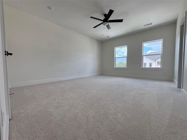 Building Photo - 4444 Fatima Dr