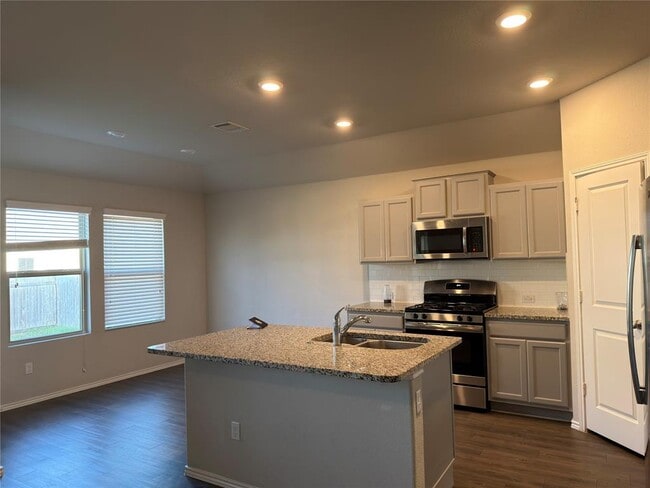 Building Photo - 21700 Urraca Ln