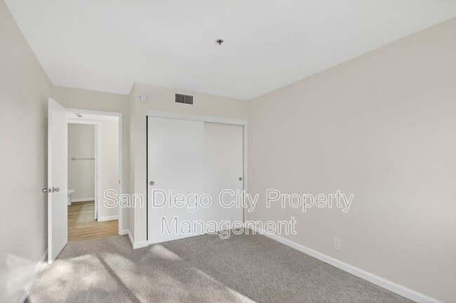 Building Photo - 3980 Faircross Pl