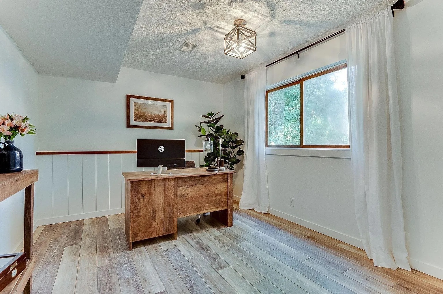 Building Photo - 13956 Brunswick Ave S