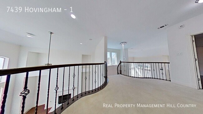 Building Photo - 7439 Hovingham-1