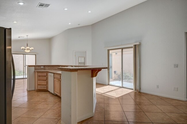 Building Photo - 121 Chatara Way