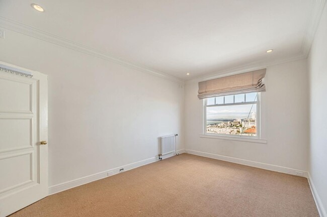 Building Photo - 1201 California St