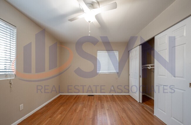 Building Photo - Charming Brick Ranch on a Spacious, Wooded Lot!