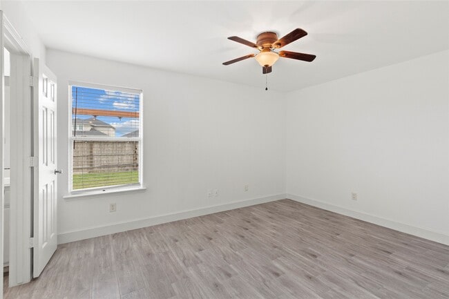 Building Photo - 4303 Sunflower Creek Ln