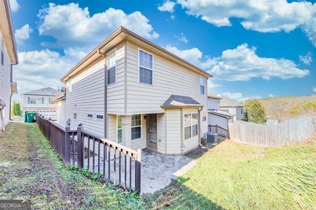 Building Photo - 117 Village Pkwy
