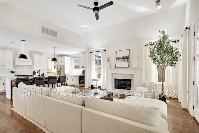 Building Photo - 299 Wilkinson Pl