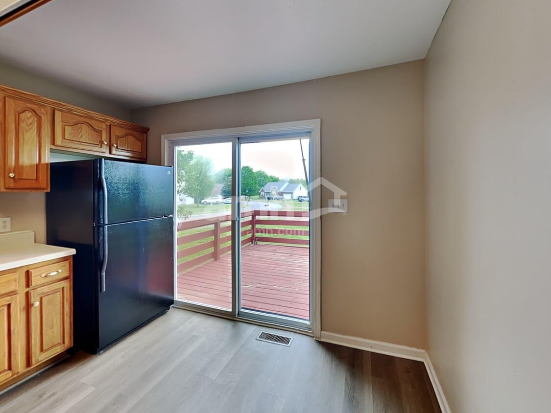 Building Photo - 2502 Euclid Dr