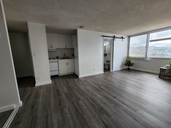 Building Photo - 98-288 Kaonohi St