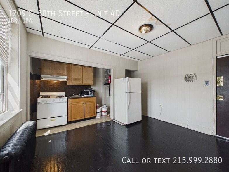 Building Photo - 1209 S 58th St