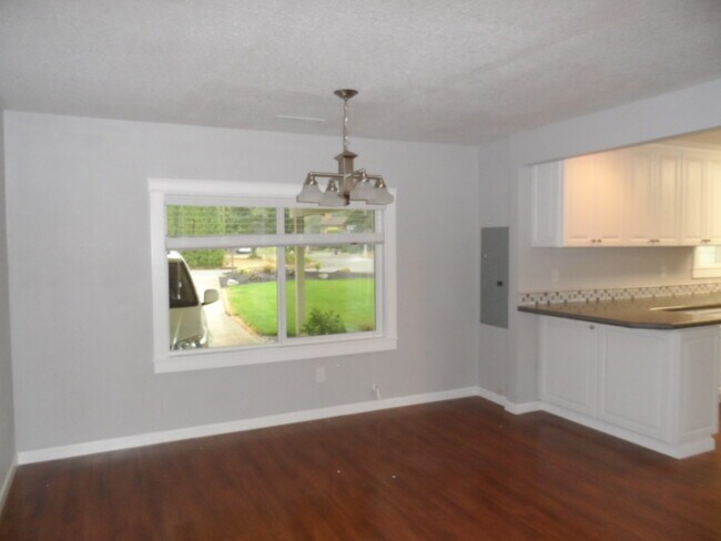 Building Photo - Inviting 3-Bedroom Home with Workshop/Storage and Outdoor Space