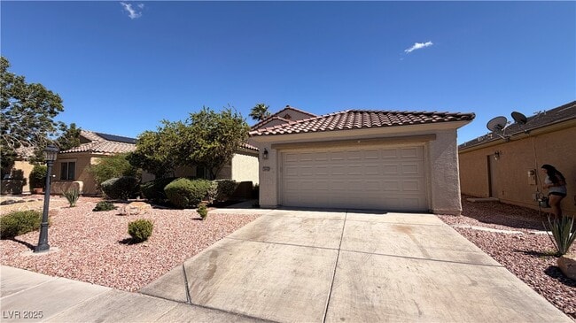 Building Photo - 3846 Waynesvill St