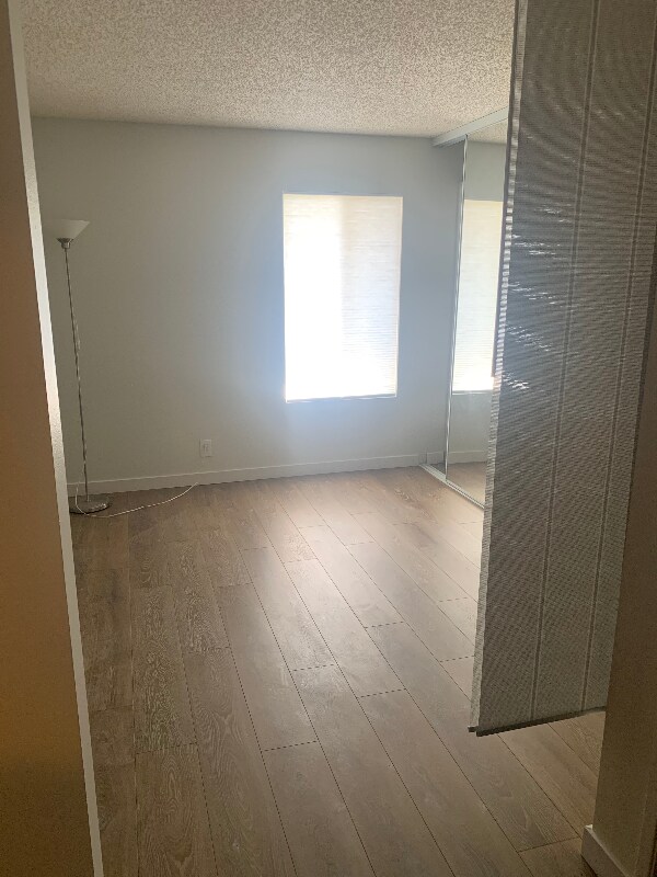 Building Photo - 409 Burchett St